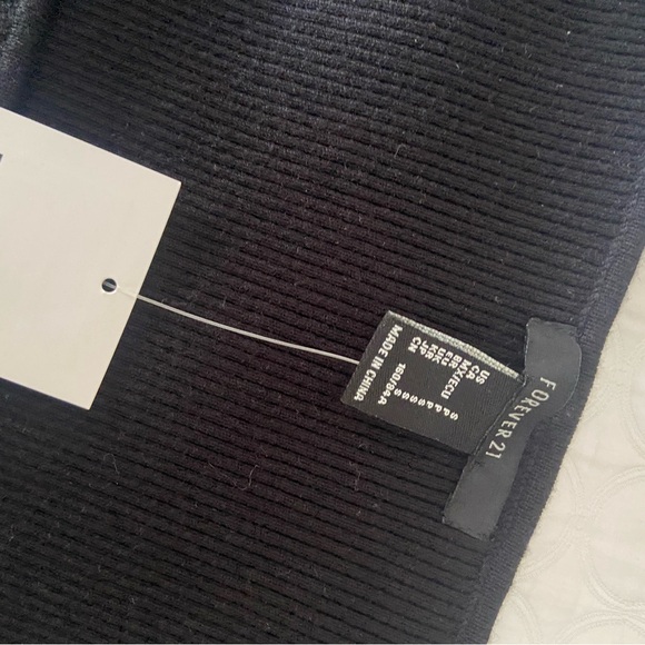 NWOT sweater neck crop top - Picture 5 of 5